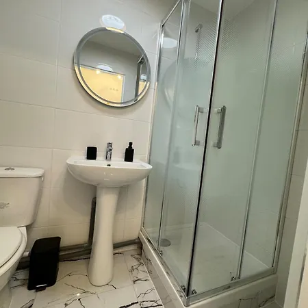 Furnished 17 * Paris