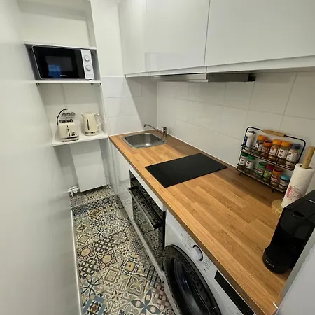 Furnished 17